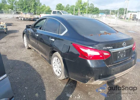 2016 Nissan Altima 2.5/2.5 S/2.5 Sl/2.5 Sr/2.5 Sv z USA, uszkodzony, nr VIN 1N4AL3AP9GC224973